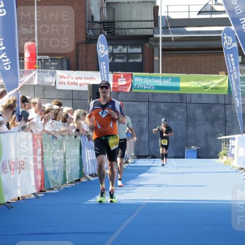 09.08.2026 - GEWOBA Citytriathlon Bremen Yannick Fuchs http://msf.ph/oto/9933180 09.08.2026 11:21:14 Ziel 478, 528 meine-sportfotos.de