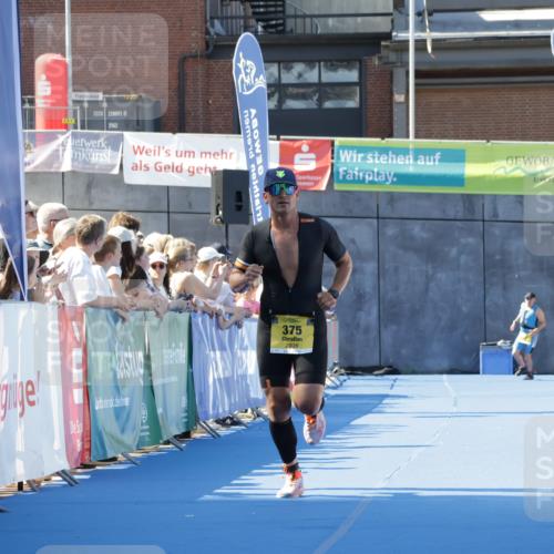 09.08.2026 - GEWOBA Citytriathlon Bremen Yannick Fuchs http://msf.ph/oto/9933194 09.08.2026 11:21:21 Ziel 375, 478, 528 meine-sportfotos.de