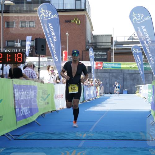 09.08.2026 - GEWOBA Citytriathlon Bremen Yannick Fuchs http://msf.ph/oto/9933196 09.08.2026 11:21:22 Ziel 375, 528 meine-sportfotos.de
