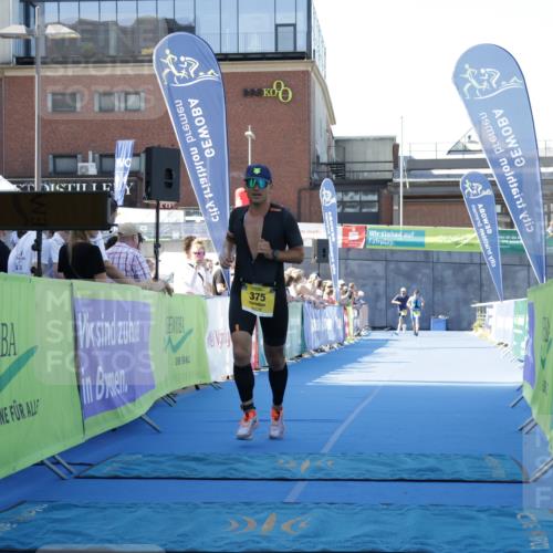 09.08.2026 - GEWOBA Citytriathlon Bremen Yannick Fuchs http://msf.ph/oto/9933197 09.08.2026 11:21:22 Ziel 375, 528 meine-sportfotos.de