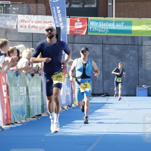 09.08.2026 - GEWOBA Citytriathlon Bremen Yannick Fuchs http://msf.ph/oto/9933203 09.08.2026 11:21:30 Ziel 366, 393 meine-sportfotos.de