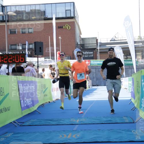 09.08.2026 - GEWOBA Citytriathlon Bremen Yannick Fuchs http://msf.ph/oto/9933254 09.08.2026 11:22:11 Ziel 95 meine-sportfotos.de