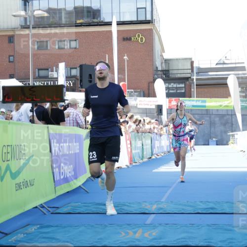 09.08.2026 - GEWOBA Citytriathlon Bremen Yannick Fuchs http://msf.ph/oto/9933275 09.08.2026 11:22:26 Ziel 304, 332, 447, 465 meine-sportfotos.de