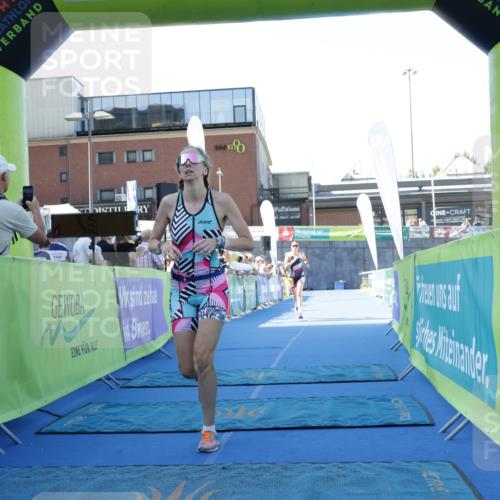 09.08.2026 - GEWOBA Citytriathlon Bremen Yannick Fuchs http://msf.ph/oto/9933282 09.08.2026 11:22:29 Ziel 304, 447, 465 meine-sportfotos.de