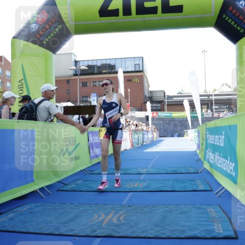 09.08.2026 - GEWOBA Citytriathlon Bremen Yannick Fuchs http://msf.ph/oto/9933289 09.08.2026 11:22:32 Ziel 447, 465 meine-sportfotos.de