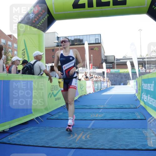 09.08.2026 - GEWOBA Citytriathlon Bremen Yannick Fuchs http://msf.ph/oto/9933292 09.08.2026 11:22:32 Ziel 447, 465 meine-sportfotos.de