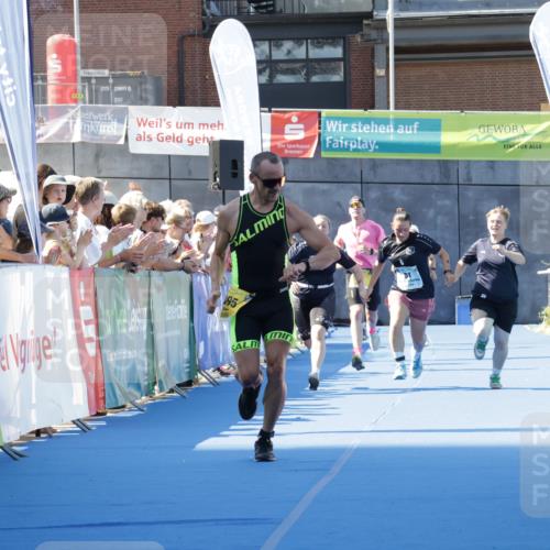 09.08.2026 - GEWOBA Citytriathlon Bremen Yannick Fuchs http://msf.ph/oto/9933298 09.08.2026 11:22:46 Ziel 81, 395, 493 meine-sportfotos.de