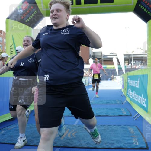 09.08.2026 - GEWOBA Citytriathlon Bremen Yannick Fuchs http://msf.ph/oto/9933313 09.08.2026 11:22:50 Ziel 81, 325, 328, 395, 493 meine-sportfotos.de