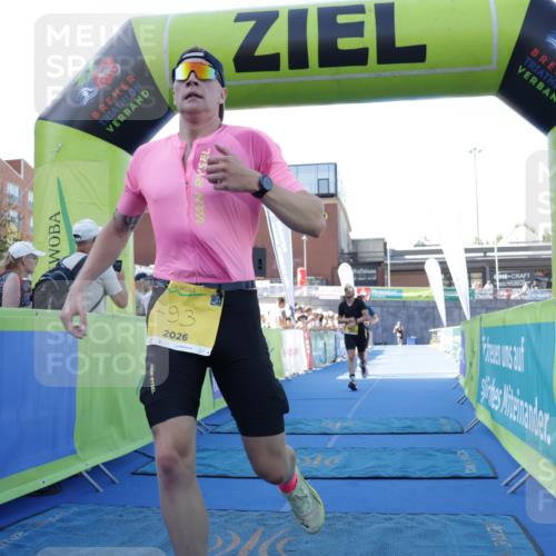 09.08.2026 - GEWOBA Citytriathlon Bremen Yannick Fuchs http://msf.ph/oto/9933320 09.08.2026 11:22:52 Ziel 81, 325, 328, 395, 493 meine-sportfotos.de