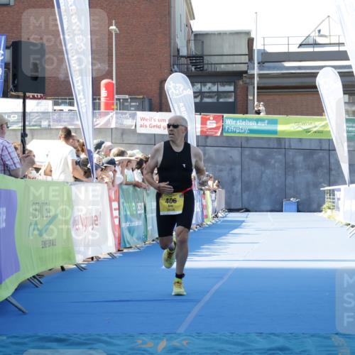 09.08.2026 - GEWOBA Citytriathlon Bremen Yannick Fuchs http://msf.ph/oto/9933335 09.08.2026 11:23:01 Ziel 406 meine-sportfotos.de