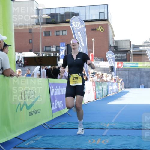 09.08.2026 - GEWOBA Citytriathlon Bremen Yannick Fuchs http://msf.ph/oto/9933345 09.08.2026 11:23:18 Ziel 355, 479 meine-sportfotos.de