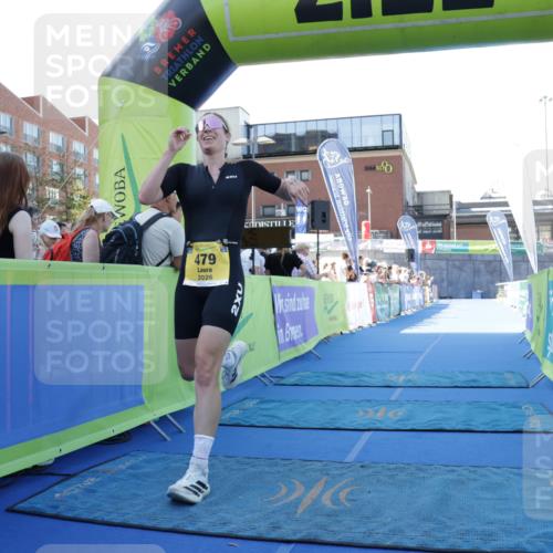 09.08.2026 - GEWOBA Citytriathlon Bremen Yannick Fuchs http://msf.ph/oto/9933349 09.08.2026 11:23:19 Ziel 355, 479 meine-sportfotos.de