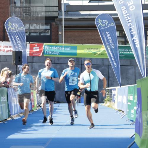 09.08.2026 - GEWOBA Citytriathlon Bremen Yannick Fuchs http://msf.ph/oto/9933350 09.08.2026 11:23:30 Ziel 39, 368 meine-sportfotos.de