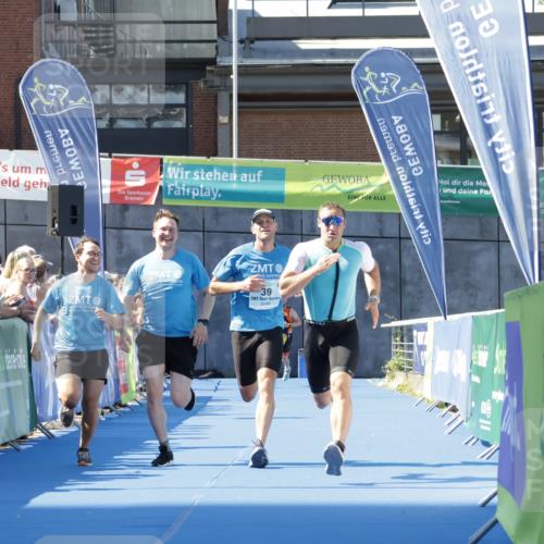 09.08.2026 - GEWOBA Citytriathlon Bremen Yannick Fuchs http://msf.ph/oto/9933351 09.08.2026 11:23:30 Ziel 39, 368 meine-sportfotos.de
