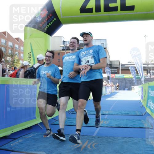 09.08.2026 - GEWOBA Citytriathlon Bremen Yannick Fuchs http://msf.ph/oto/9933357 09.08.2026 11:23:33 Ziel 39, 368 meine-sportfotos.de