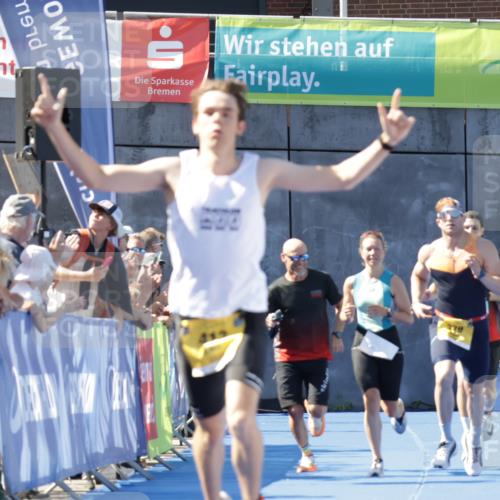 09.08.2026 - GEWOBA Citytriathlon Bremen Yannick Fuchs http://msf.ph/oto/9933404 09.08.2026 11:24:20 Ziel 241, 379, 413 meine-sportfotos.de