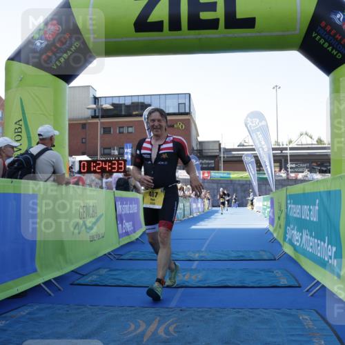 09.08.2026 - GEWOBA Citytriathlon Bremen Yannick Fuchs http://msf.ph/oto/9933434 09.08.2026 11:24:37 Ziel 129, 392, 407 meine-sportfotos.de