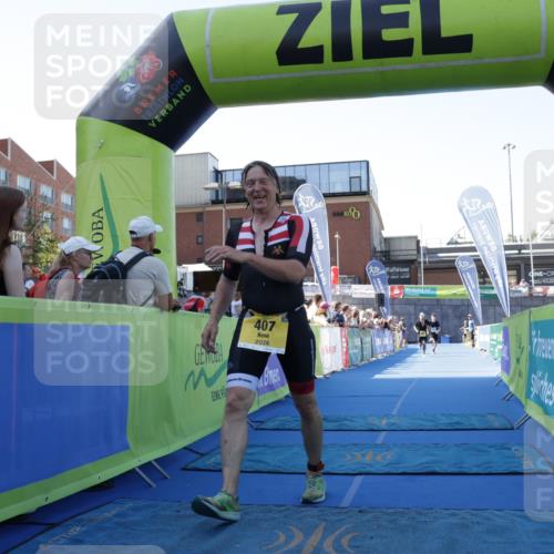 09.08.2026 - GEWOBA Citytriathlon Bremen Yannick Fuchs http://msf.ph/oto/9933435 09.08.2026 11:24:37 Ziel 129, 392, 407 meine-sportfotos.de