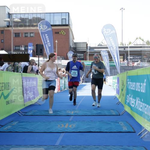 09.08.2026 - GEWOBA Citytriathlon Bremen Yannick Fuchs http://msf.ph/oto/9933473 09.08.2026 11:24:58 Ziel 173 meine-sportfotos.de