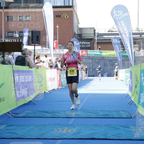 09.08.2026 - GEWOBA Citytriathlon Bremen Yannick Fuchs http://msf.ph/oto/9933500 09.08.2026 11:25:28 Ziel 430 meine-sportfotos.de