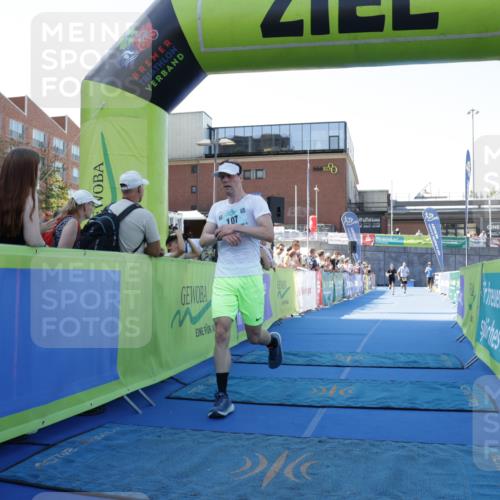 09.08.2026 - GEWOBA Citytriathlon Bremen Yannick Fuchs http://msf.ph/oto/9933517 09.08.2026 11:25:53 Ziel 107, 408, 502 meine-sportfotos.de