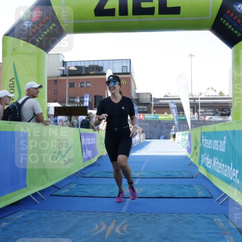 09.08.2026 - GEWOBA Citytriathlon Bremen Yannick Fuchs http://msf.ph/oto/9933529 09.08.2026 11:26:00 Ziel 408, 502 meine-sportfotos.de