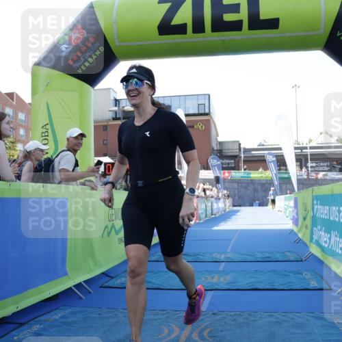 09.08.2026 - GEWOBA Citytriathlon Bremen Yannick Fuchs http://msf.ph/oto/9933532 09.08.2026 11:26:00 Ziel 408, 502 meine-sportfotos.de