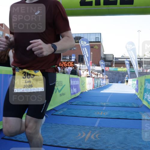09.08.2026 - GEWOBA Citytriathlon Bremen Yannick Fuchs http://msf.ph/oto/9933539 09.08.2026 11:26:11 Ziel 363 meine-sportfotos.de