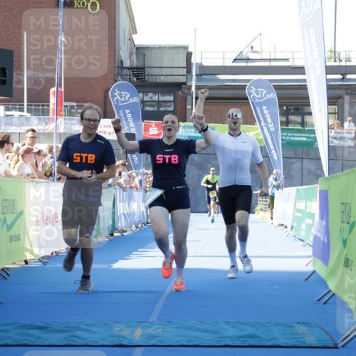 09.08.2026 - GEWOBA Citytriathlon Bremen Yannick Fuchs http://msf.ph/oto/9933572 09.08.2026 11:27:13 Ziel 215, 329 meine-sportfotos.de