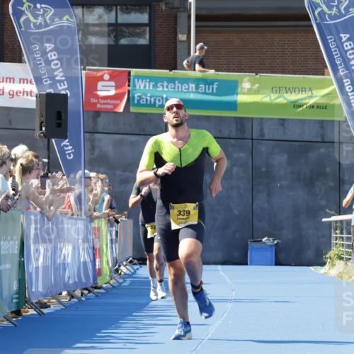 09.08.2026 - GEWOBA Citytriathlon Bremen Yannick Fuchs http://msf.ph/oto/9933584 09.08.2026 11:27:18 Ziel 215, 339, 520 meine-sportfotos.de