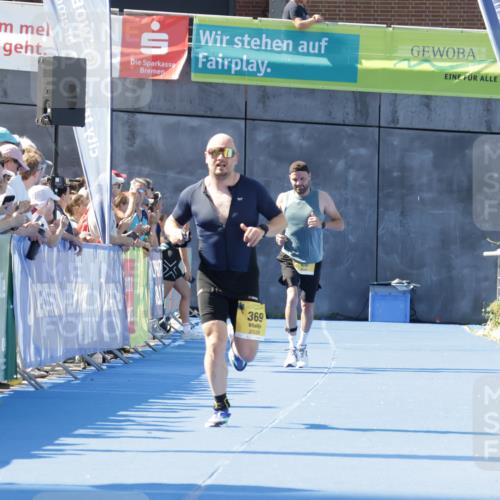 09.08.2026 - GEWOBA Citytriathlon Bremen Yannick Fuchs http://msf.ph/oto/9933613 09.08.2026 11:27:57 Ziel 369 meine-sportfotos.de
