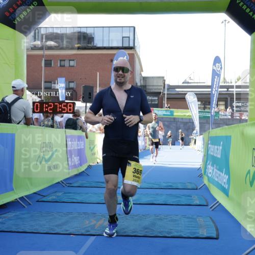 09.08.2026 - GEWOBA Citytriathlon Bremen Yannick Fuchs http://msf.ph/oto/9933619 09.08.2026 11:28:02 Ziel 352, 369 meine-sportfotos.de