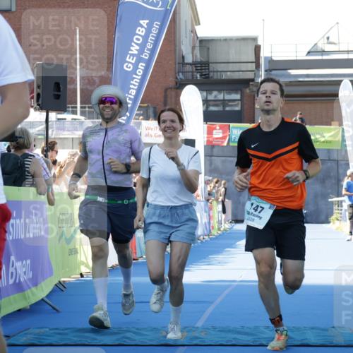 09.08.2026 - GEWOBA Citytriathlon Bremen Yannick Fuchs http://msf.ph/oto/9933668 09.08.2026 11:28:31 Ziel 147, 233 meine-sportfotos.de