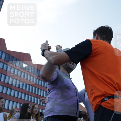09.08.2026 - GEWOBA Citytriathlon Bremen Yannick Fuchs http://msf.ph/oto/9933677 09.08.2026 11:28:35 Ziel 99, 147 meine-sportfotos.de