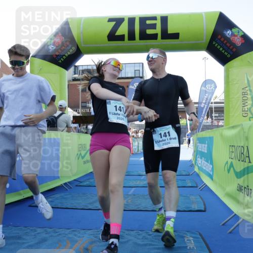 09.08.2026 - GEWOBA Citytriathlon Bremen Yannick Fuchs http://msf.ph/oto/9933700 09.08.2026 11:28:45 Ziel 141 meine-sportfotos.de