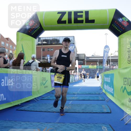 09.08.2026 - GEWOBA Citytriathlon Bremen Yannick Fuchs http://msf.ph/oto/9933721 09.08.2026 11:29:21 Ziel 317, 400 meine-sportfotos.de