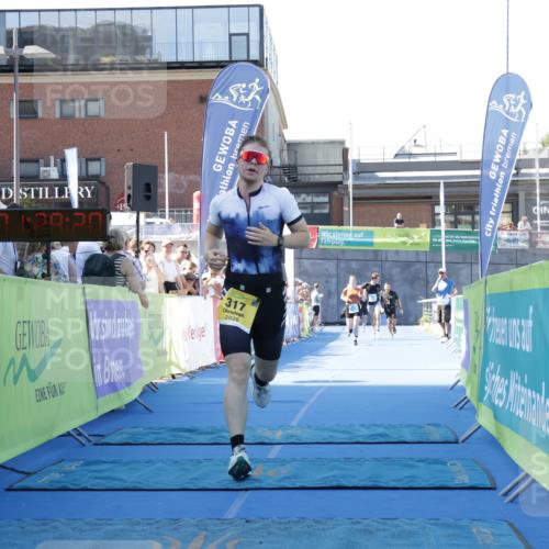 09.08.2026 - GEWOBA Citytriathlon Bremen Yannick Fuchs http://msf.ph/oto/9933730 09.08.2026 11:29:24 Ziel 137, 317 meine-sportfotos.de