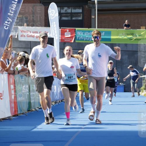 09.08.2026 - GEWOBA Citytriathlon Bremen Yannick Fuchs http://msf.ph/oto/9933766 09.08.2026 11:29:38 Ziel 189, 526 meine-sportfotos.de