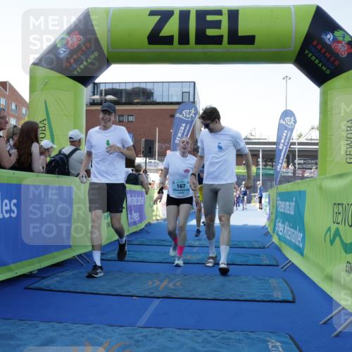 09.08.2026 - GEWOBA Citytriathlon Bremen Yannick Fuchs http://msf.ph/oto/9933780 09.08.2026 11:29:41 Ziel 163, 189, 526 meine-sportfotos.de