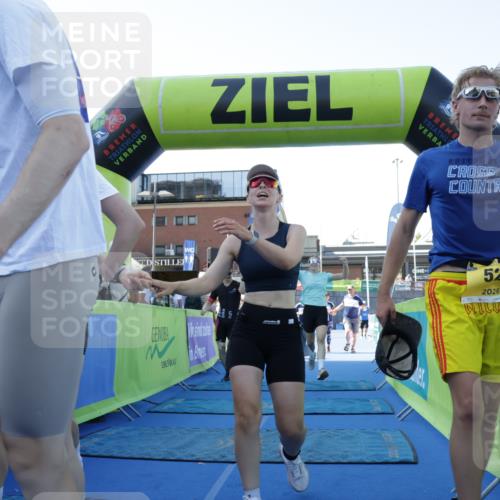 09.08.2026 - GEWOBA Citytriathlon Bremen Yannick Fuchs http://msf.ph/oto/9933784 09.08.2026 11:29:45 Ziel 19, 163, 189, 526 meine-sportfotos.de