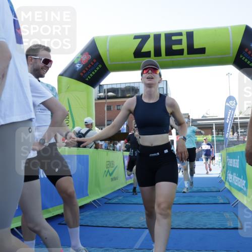 09.08.2026 - GEWOBA Citytriathlon Bremen Yannick Fuchs http://msf.ph/oto/9933786 09.08.2026 11:29:46 Ziel 19, 163, 189, 385, 526 meine-sportfotos.de