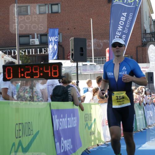 09.08.2026 - GEWOBA Citytriathlon Bremen Yannick Fuchs http://msf.ph/oto/9933802 09.08.2026 11:29:52 Ziel 19, 237, 385 meine-sportfotos.de