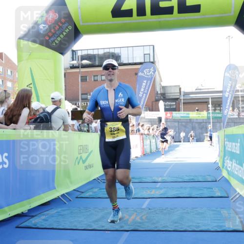 09.08.2026 - GEWOBA Citytriathlon Bremen Yannick Fuchs http://msf.ph/oto/9933804 09.08.2026 11:29:53 Ziel 237, 295, 385 meine-sportfotos.de