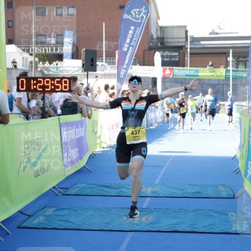 09.08.2026 - GEWOBA Citytriathlon Bremen Yannick Fuchs http://msf.ph/oto/9933819 09.08.2026 11:30:02 Ziel 153, 201, 295, 300, 437, 453 meine-sportfotos.de