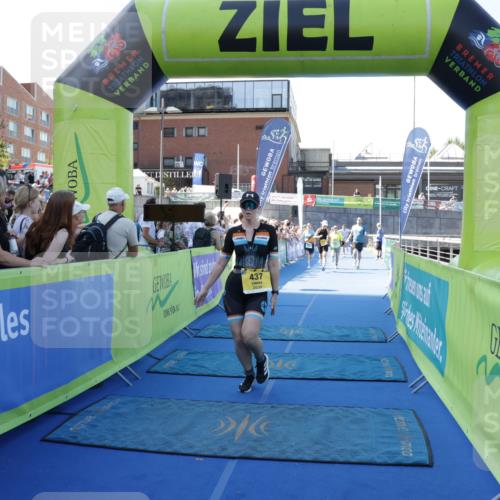 09.08.2026 - GEWOBA Citytriathlon Bremen Yannick Fuchs http://msf.ph/oto/9933822 09.08.2026 11:30:02 Ziel 153, 201, 295, 300, 437, 453 meine-sportfotos.de