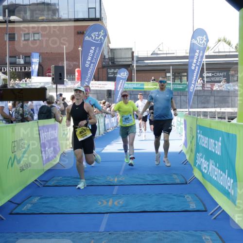 09.08.2026 - GEWOBA Citytriathlon Bremen Yannick Fuchs http://msf.ph/oto/9933829 09.08.2026 11:30:06 Ziel 153, 201, 437, 453, 486 meine-sportfotos.de