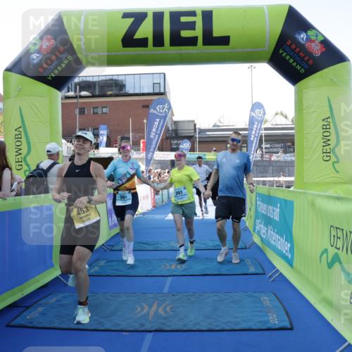 09.08.2026 - GEWOBA Citytriathlon Bremen Yannick Fuchs http://msf.ph/oto/9933834 09.08.2026 11:30:07 Ziel 153, 201, 453, 486 meine-sportfotos.de