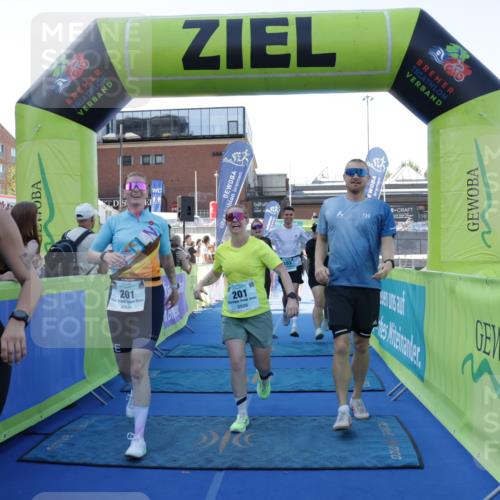 09.08.2026 - GEWOBA Citytriathlon Bremen Yannick Fuchs http://msf.ph/oto/9933838 09.08.2026 11:30:08 Ziel 153, 201, 453, 486 meine-sportfotos.de