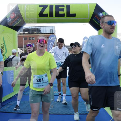 09.08.2026 - GEWOBA Citytriathlon Bremen Yannick Fuchs http://msf.ph/oto/9933841 09.08.2026 11:30:09 Ziel 153, 201, 453, 486 meine-sportfotos.de