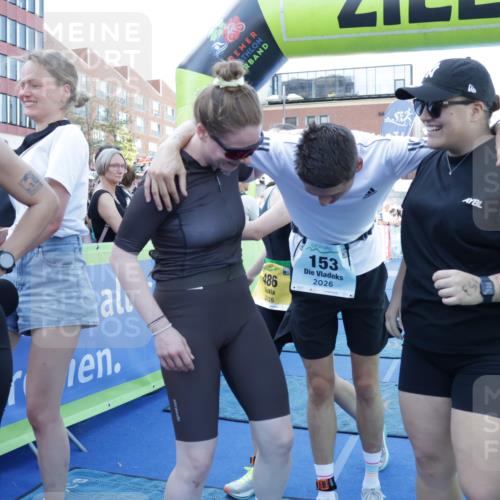 09.08.2026 - GEWOBA Citytriathlon Bremen Yannick Fuchs http://msf.ph/oto/9933843 09.08.2026 11:30:11 Ziel 153, 486 meine-sportfotos.de